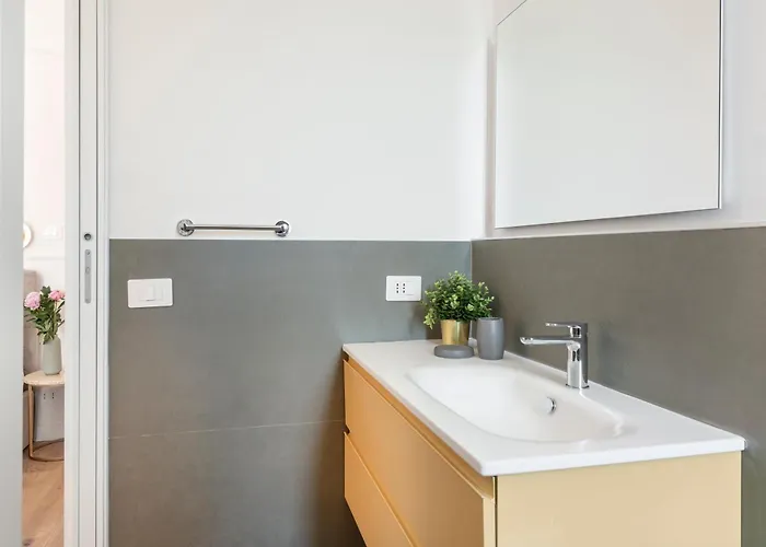 White Flat 60 -san Lorenzo- Daire *