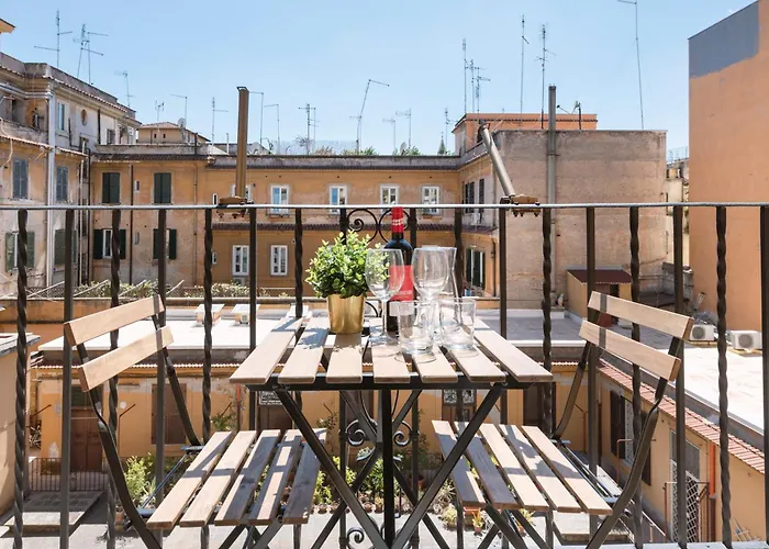 White Flat 60 -san Lorenzo- Daire